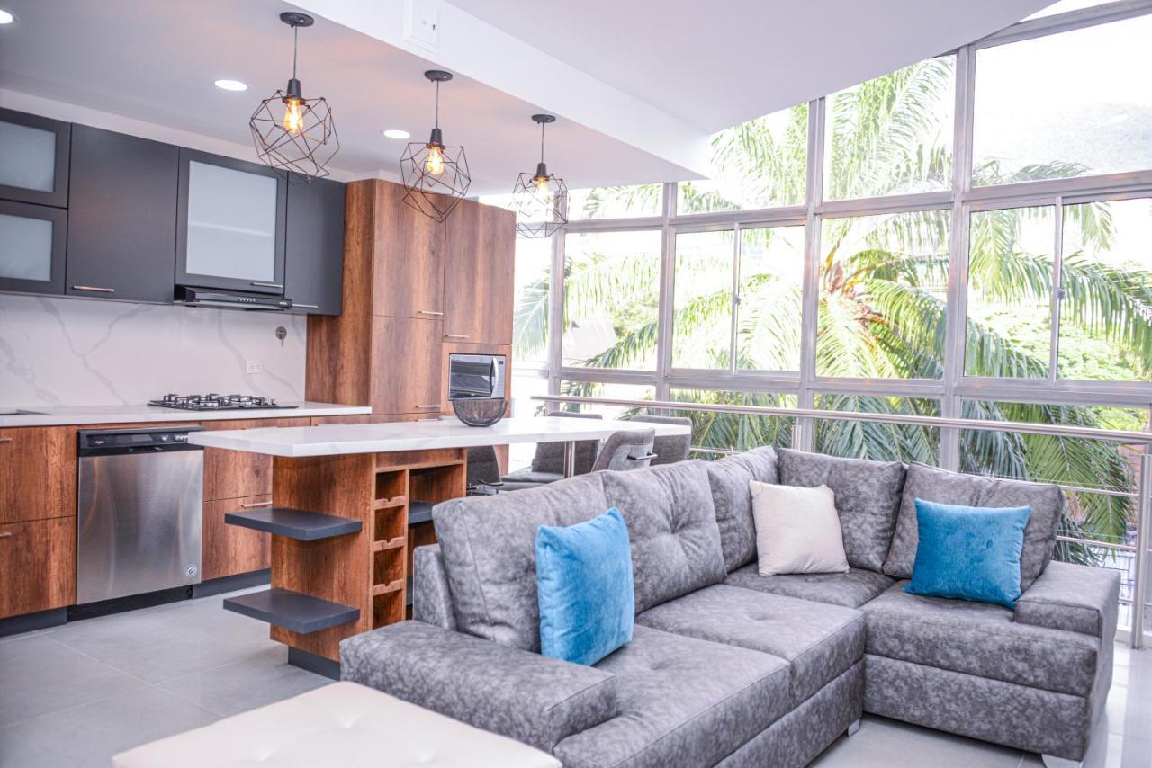 Apartamento Lleras Ac Hot Tub Medellín Esterno foto